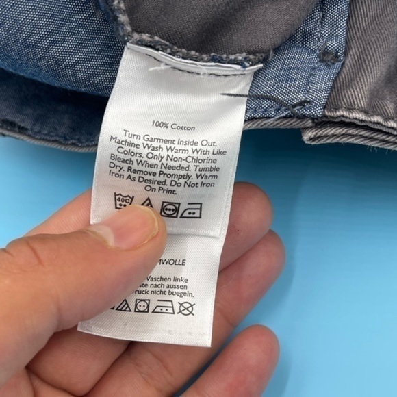 Eddie Bauer Legendwash Chino Khaki Shorts - Picture 5 of 5